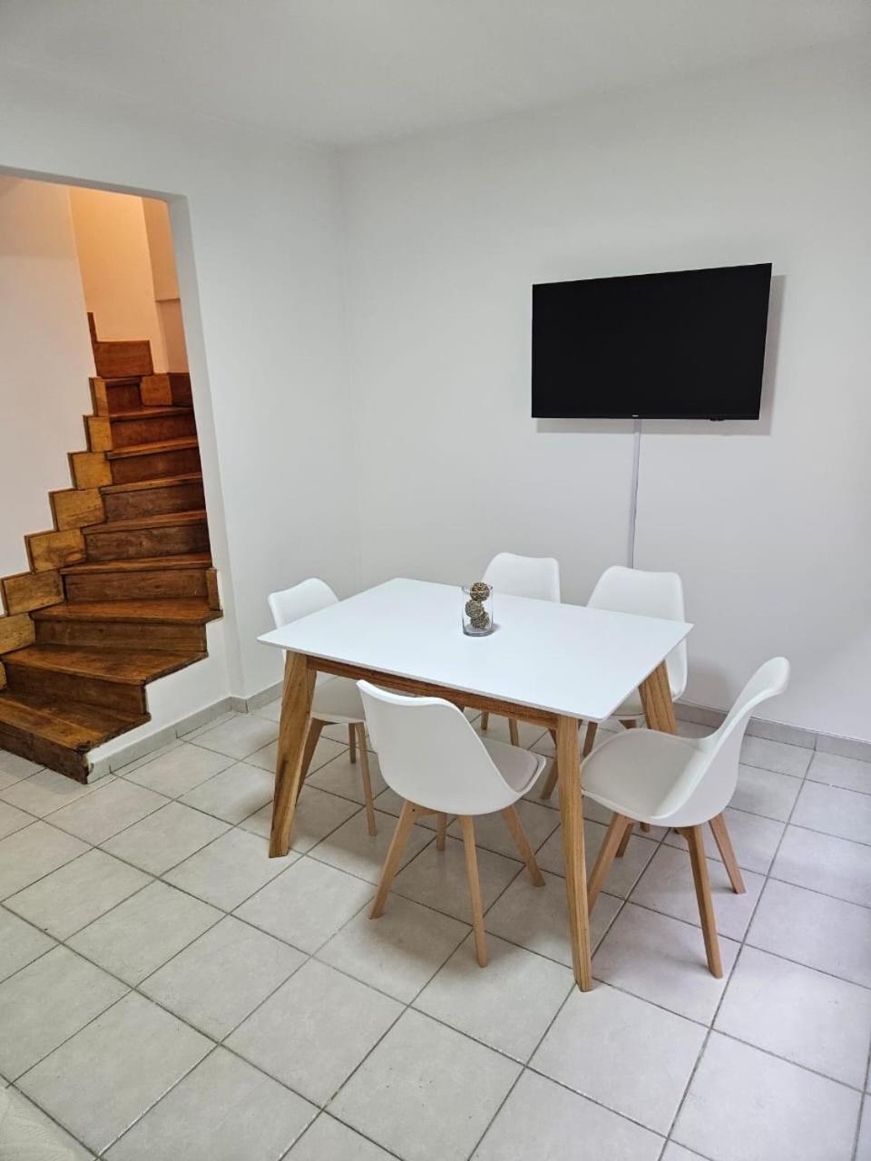 Departamento Centrico Lägenhet Ushuaia Exteriör bild